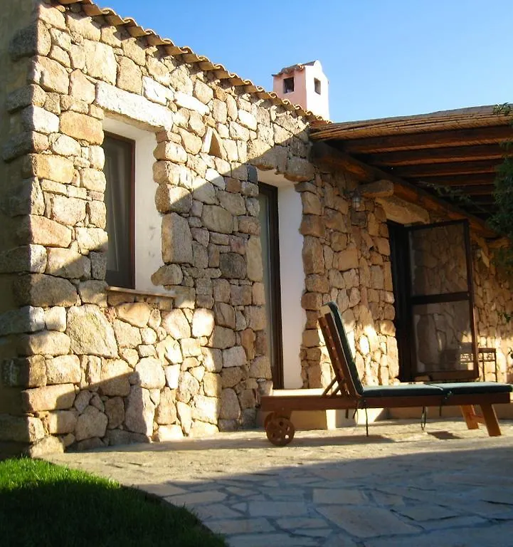 Villa Le Tre Pietre à Baja Sardinia 0*,  Italie